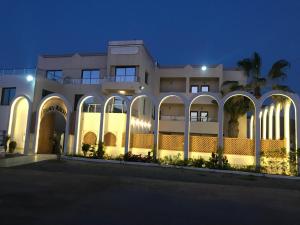 El edificio en el que está el bed and breakfast