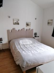 Posteľ alebo postele v izbe v ubytovaní Maison 500m plage