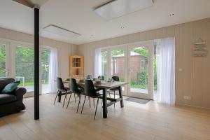 Χώρος καθιστικού στο Vakantiehuis Vicky - Julianadorp aan Zee +32 φωτογραφίες