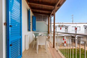 A balcony or terrace at Appartamento L'Ancora - MyHo Casa