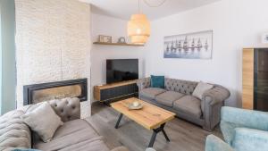 Zdjęcie z galerii obiektu Monteazul Almayate Alto by Ruralidays w mieście Almayate Alto