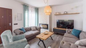Zdjęcie z galerii obiektu Monteazul Almayate Alto by Ruralidays w mieście Almayate Alto