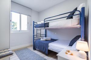 Posteľ alebo postele v izbe v ubytovaní MARBELLA BANUS SUITES - Marbella Centre Soriano 56 Suite Apartment