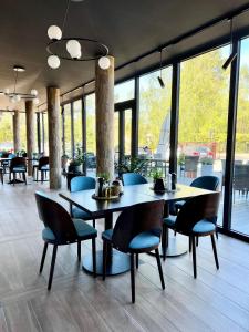 Restaurace v ubytování BURSZTYN - BERNSTEIN APARTMENTS