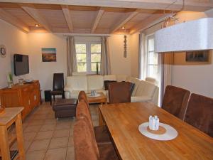 Istumisnurk majutusasutuses Doppelhaushälfte Ostseehaus I in Trassenheide