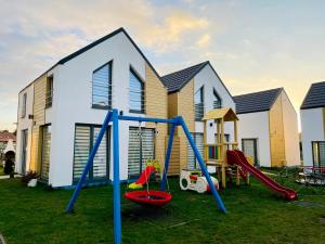 レバルにあるSun-Holiday Domki letniskoweのギャラリーの写真 +23枚の写真