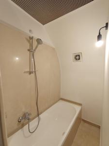 A bathroom at Villetta Marianna