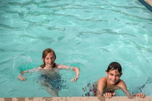 Hồ bơi trong/gần Bear Creek Lodge by Alpine Lodging Telluride