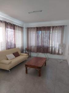 Seating area sa Cozy Place