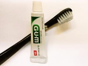 a tooth brush and a tube of toothpaste at HOTEL GLANY's KUMAGAYA - Vacation STAY 27266v in Kumagaya +3 photos