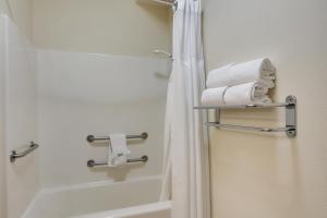 Bagno di Best Western Liberty Inn DuPont JBLM