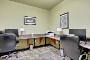 TV o dispositivi per l'intrattenimento presso Best Western Liberty Inn DuPont JBLM