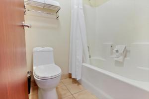 Bagno di Best Western Liberty Inn DuPont JBLM