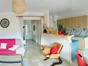 Fotografia z galérie ubytovania Appartement Amélie-les-Bains-Palalda, 3 pièces, 4 personnes - FR-1-703-25 v destinácii Amélie-les-Bains-Palalda