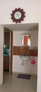 Phòng tắm tại Snow White Home,Bedford Road, yercaud