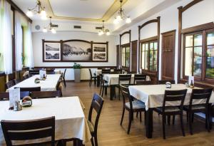 Restaurace v ubytování Hotel Panský dům + 37 fotografií