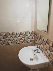 A bathroom at Cirilo's Guest House