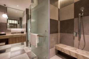 PARKROYAL Langkawi Resort的一间浴室