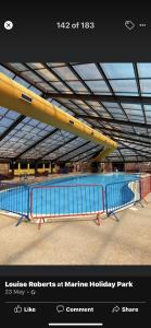 Swimmingpoolen hos eller tæt på Marine Holiday Park