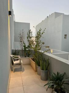 Independent villa, 3 floors, 5 bedrooms, 6 bathrooms