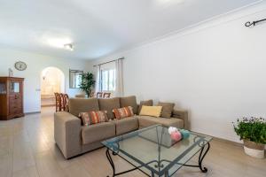A seating area at Villa Cas Puig - Beach of Portinatx