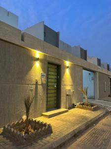 Independent villa, 3 floors, 5 bedrooms, 6 bathrooms