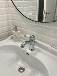 A bathroom at Charmie flat