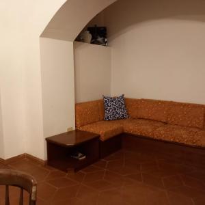 A seating area at Monterosso Apartments in Servano's Villas