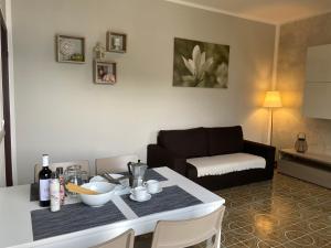 A seating area at Villa Soghetta Typ S3