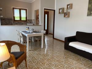 A seating area at Villa Soghetta Typ S3