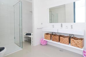 Koupelna v ubytování Luxury Villa Punta Mujeres