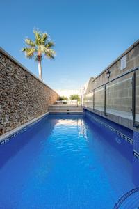 Gallery image of Ta' Gigi 5 Bedroom Farmhouse with Private Pool in Għarb