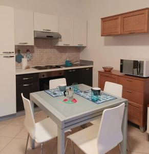 Kuchyňa alebo kuchynka v ubytovaní Sabrina studio apartment