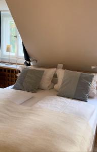 Postel nebo postele na pokoji v ubytování Villa Böhme