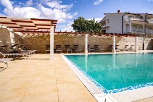 Бассейн в Apartments Stare Brajde или поблизости