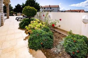 Сад в Apartments Stare Brajde