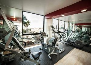 The fitness centre and/or fitness facilities at Hotel Inglaterra