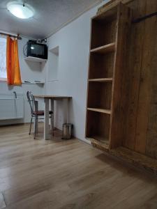 TV a/nebo společenská místnost v ubytování Motel Šofér