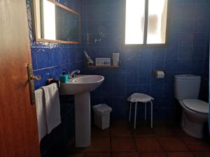 Bilik mandi di Casa Rural "La Posada de María" +58 gambar