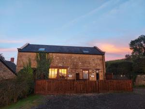 Bygningen som feriehuset ligger i