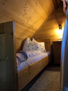 Postel nebo postele na pokoji v ubytování Ferienhaus Pliescherhof