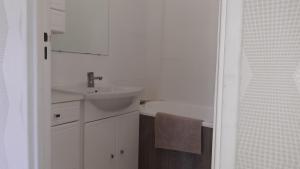 Zdjęcie z galerii obiektu Charmant Appartement 55 m 2 w mieście Bougival