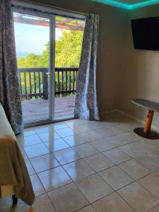 Ảnh trong thư viện ảnh của StarFish Apartment ở Six Huts +11 ảnh