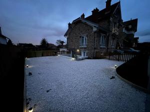 Zdjęcie z galerii obiektu Calme absolu, terrasse et parking entre Paris et Disney w mieście Vaires-sur-Marne