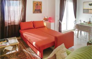 Posedenie v ubytovaní 1 Bedroom Nice Apartment In Mezquitilla