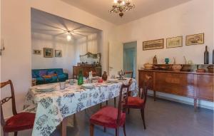 Kép Nice Apartment In Marti Pi With Wifi szállásáról Martiban a galériában