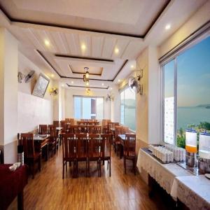 Restoran atau tempat makan lain di Dubai Nha Trang Hotel managed by HT