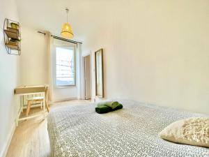 Posteľ alebo postele v izbe v ubytovaní Brest - Le Gestin - Appartements - Lumineux - Tout Confort - Fibre Internet
