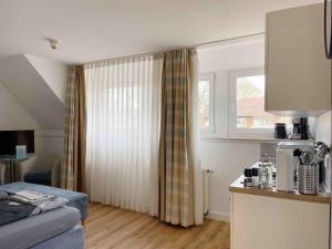 Kuchyň nebo kuchyňský kout v ubytování Schöne Apartments I private Parkplätze I home2share