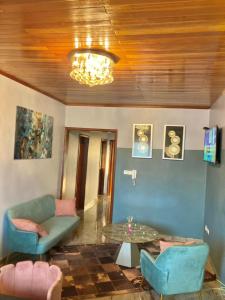 Fotografie z fotogalerie ubytování At Home Lisda v destinaci Yaoundé